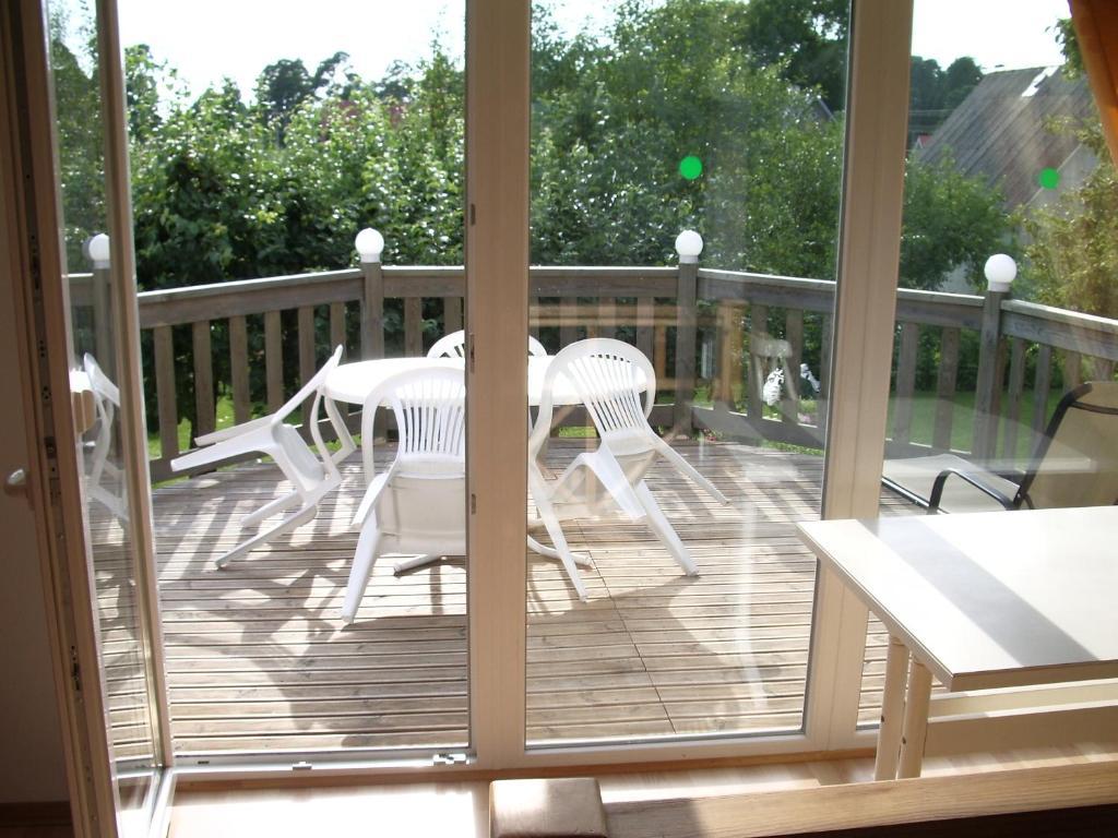 Maenni Guesthouse Hapsal Rum bild